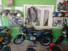 Bajaj Discover 125 2016 Motorbike