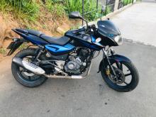 Bajaj Pulsar 150 2019 Motorbike