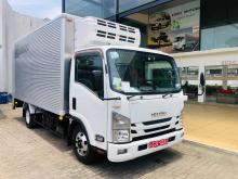 Isuzu 14.5 Aluminum Body Freezer Truck 2016 Lorry