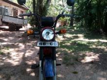Kinetic Safari 2014 Motorbike