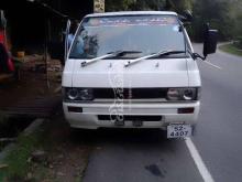 Mitsubishi Delica Po5 1988 Van