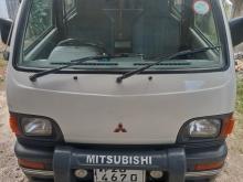 Mitsubishi Minicab 1998 Van