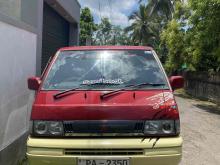 Mitsubishi Po5 1999 Van