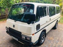 Nissan Caravan 1986 Van