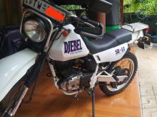 Suzuki Djebel DR200 2005 Motorbike