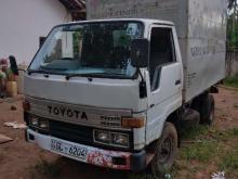 Toyota Dyna 2000 Lorry