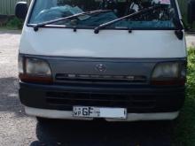 Toyota Hiace 115 1995 Van