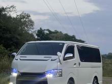 Toyota KDH 201 Super GL 2014 Van