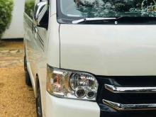 Toyota Kdh Super Gl 2015 Van