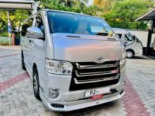 Toyota KDH TRH 200 SUPER Gl 2015 Van