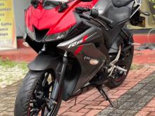 Yamaha R15 13000km 2019 Motorbike
