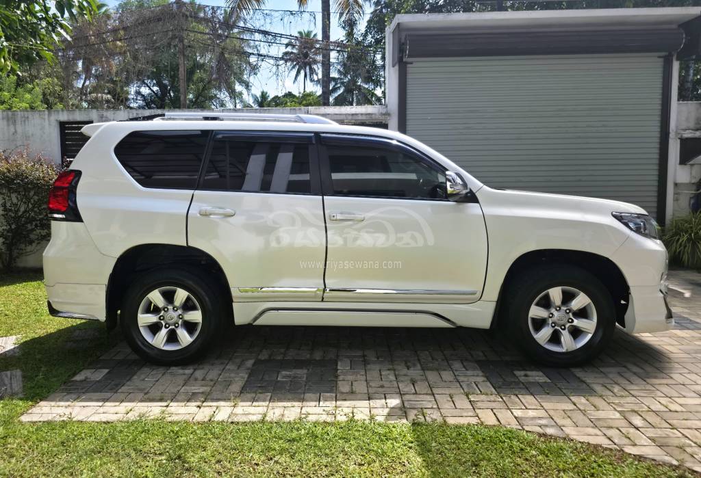 Toyota Land Cruiser Prado Trj T Used Petrol Rs Sri Lanka