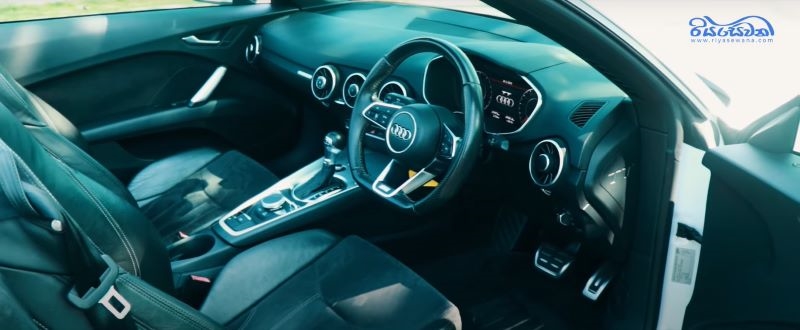 The front-interior view of the Audi TT S-Line Roadster