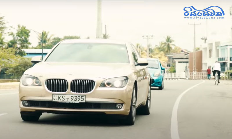 The front views of the BMW 730d.