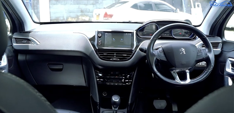 The front interior view of the Peugeot 2008 first generation SUV