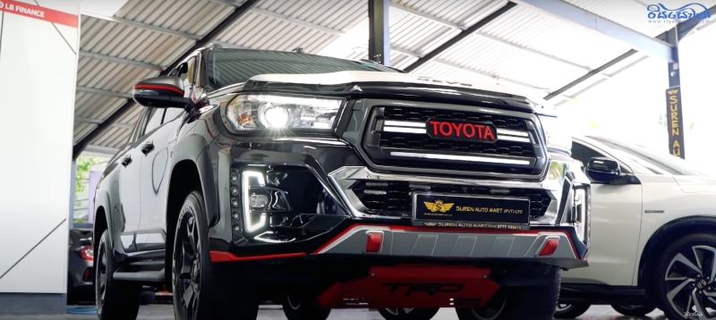 The front exterior view of the 2019 Toyota Hilux REVO double cab