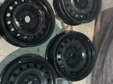 14 Daihatsu iron wheels and rim cups