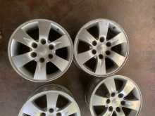 17' five alloy wheels