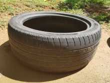 https://riyasewana.com/uploads/-245-45-r19-tyre-171652494481.jpg