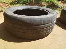 https://riyasewana.com/uploads/-265-50-r20-tyre-171650244721.jpg
