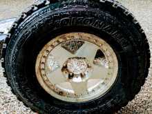 https://riyasewana.com/uploads/-275-70-16-tyres-214430415532.jpg