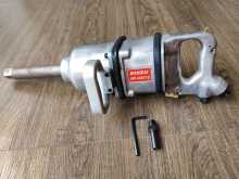 Air impact wrench