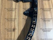 Honda Insight Right Side Head Light Bracket Retainer
