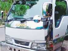 https://riyasewana.com/uploads/-isuzu-elf-19634094552.jpg