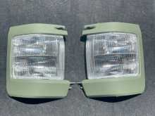 Mazda Bongo Vanette SK28 Lion Face Brawny Corner Light Set
