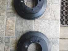 Mitsubishi Lancer brake drums