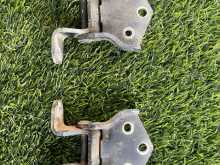 Montero Center Spare Wheel Tail Gate Hinge