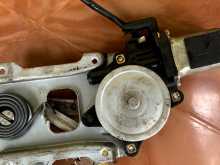 Nissan caravan E25 right side winder motor set
