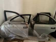 Nissan Sunny complete Door set