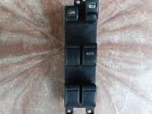 Nissan sunny N16 master shutter switch