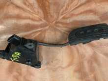 Nissan tida C11 accelerator pedal