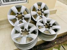 PradoJapanReconditionAlloyWheelSet