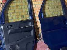 Suzuki every da64 door set