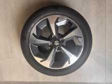 Suzuki swift 2024 alloy wheel set and Tyres