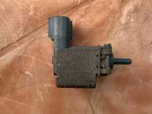 Toyota Corolla ae110 5A air control valve
