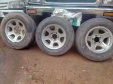 https://riyasewana.com/uploads/-toyota-hilux-11706084712.jpg
