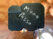 Toyota passo m700 ABS unit (2018)