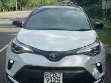 Toyota CHR 2019 SUV