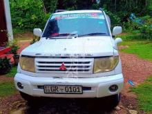 Mitsubishi Pajero DGI 2000 SUV