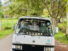 Nissan Caravan 1992 Van