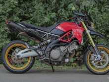 Aprilia DORSODURO 750 2013 Motorbike