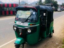 Bajaj RE 205 2015 Three Wheel