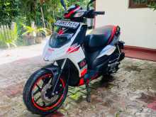https://riyasewana.com/uploads/aprilia-sr-150-257421013071.jpg