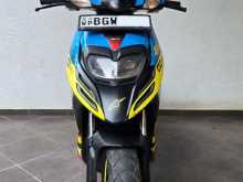 https://riyasewana.com/uploads/aprilia-sr-150-271425091492.jpg