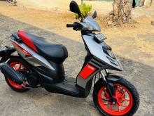 https://riyasewana.com/uploads/aprilia-sr-150-415113419812.jpg