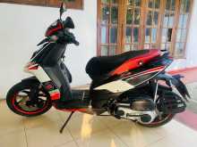 https://riyasewana.com/uploads/aprilia-sr-150-49091813613.jpg